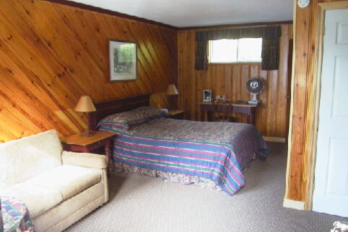 Pow Wow Point Lodge 002